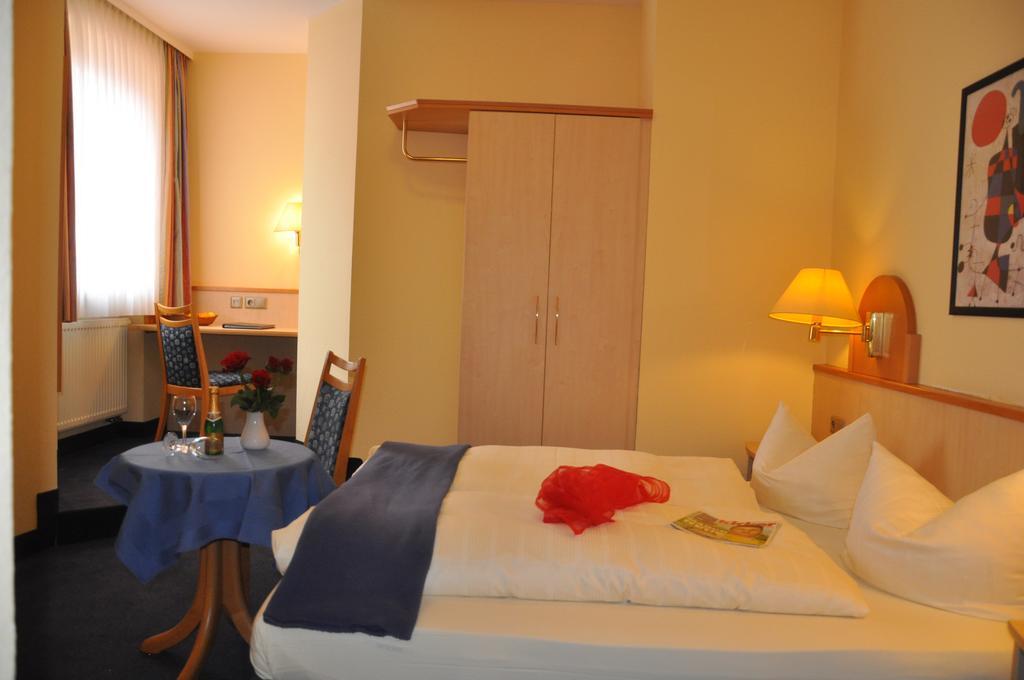 City Partner Hotel Strauss Wurzburg Luaran gambar