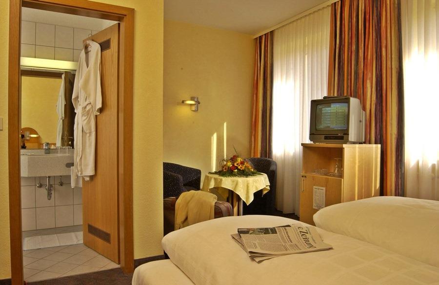 City Partner Hotel Strauss Wurzburg Bilik gambar