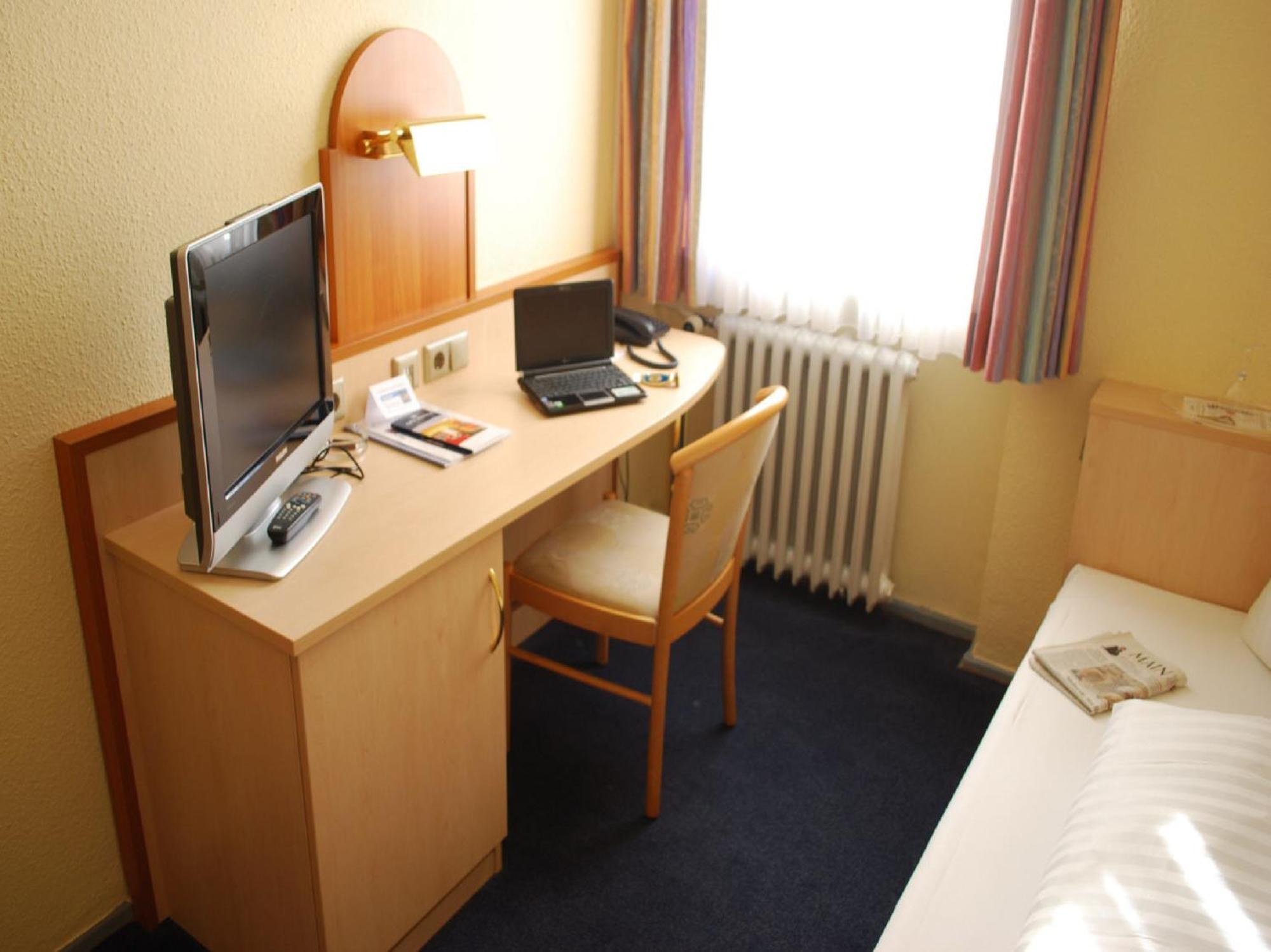 City Partner Hotel Strauss Wurzburg Luaran gambar