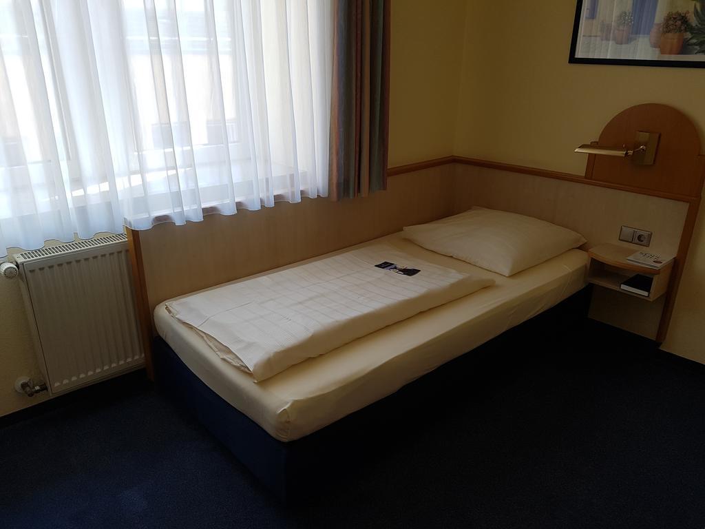 City Partner Hotel Strauss Wurzburg Luaran gambar
