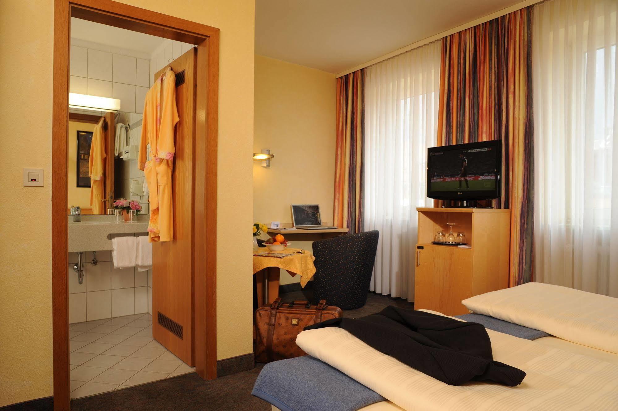 City Partner Hotel Strauss Wurzburg Luaran gambar
