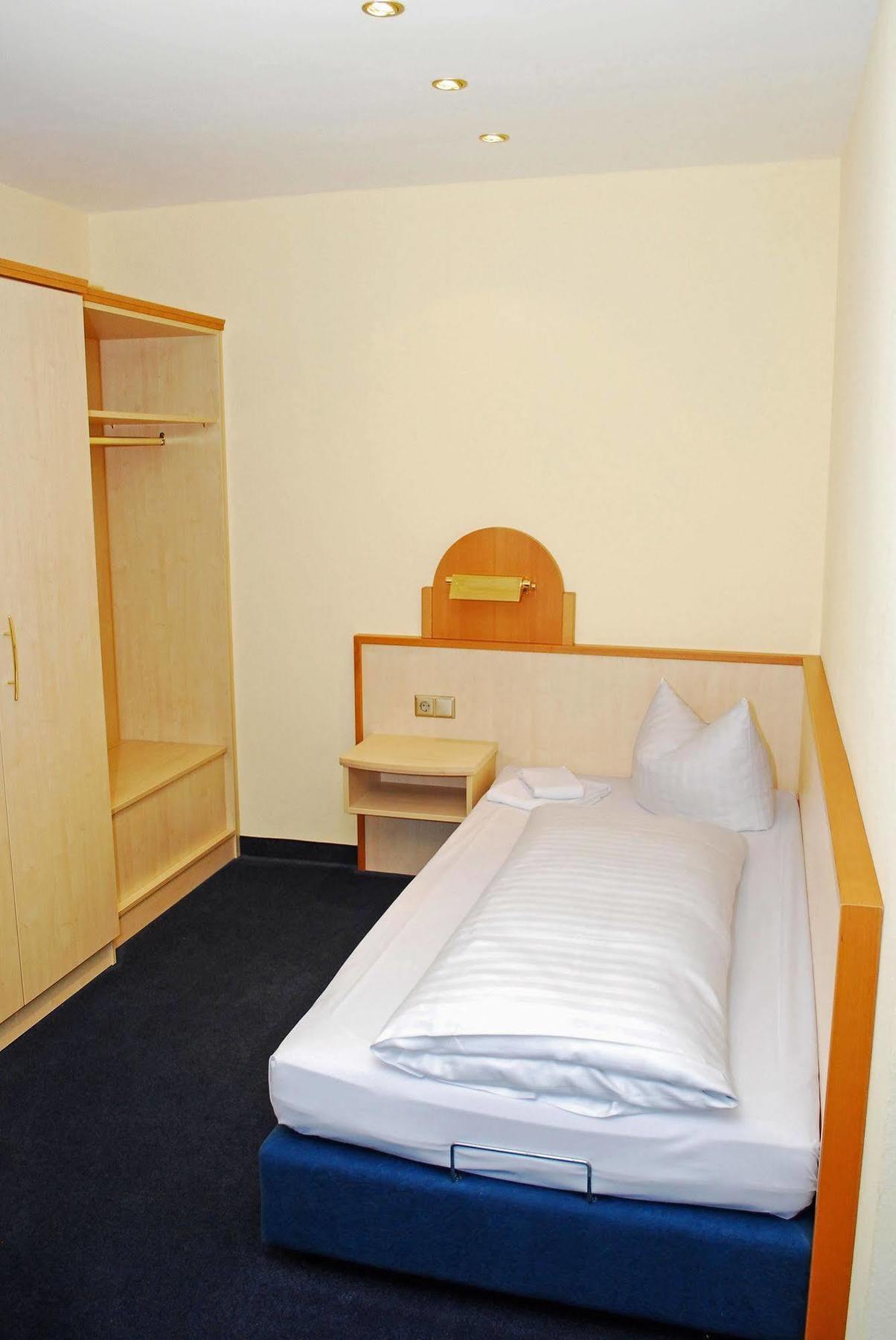City Partner Hotel Strauss Wurzburg Luaran gambar