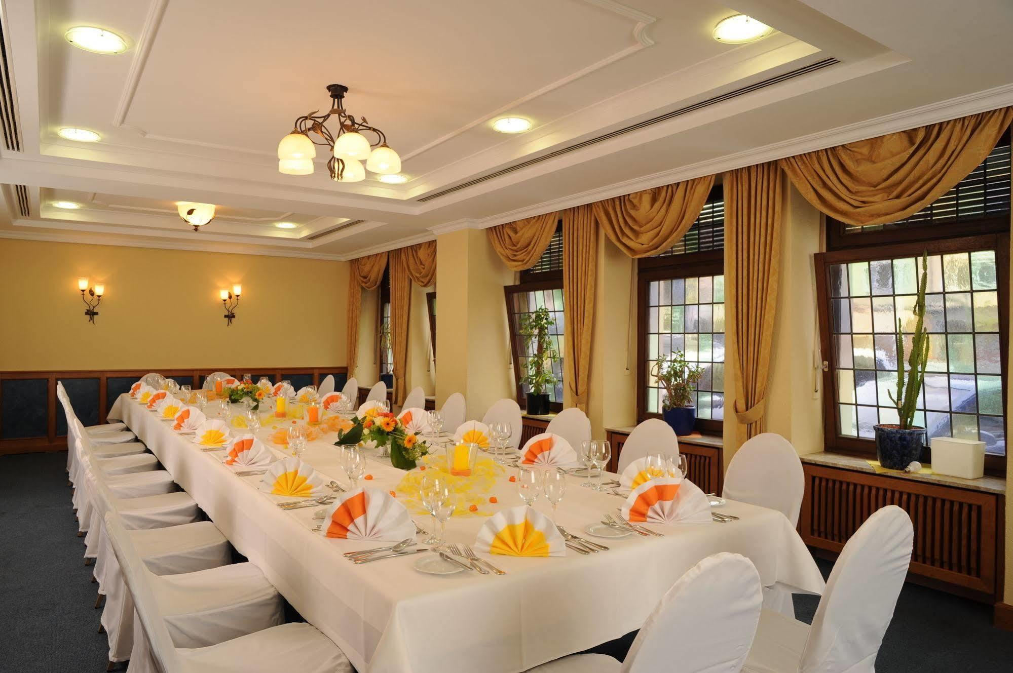 City Partner Hotel Strauss Wurzburg Luaran gambar