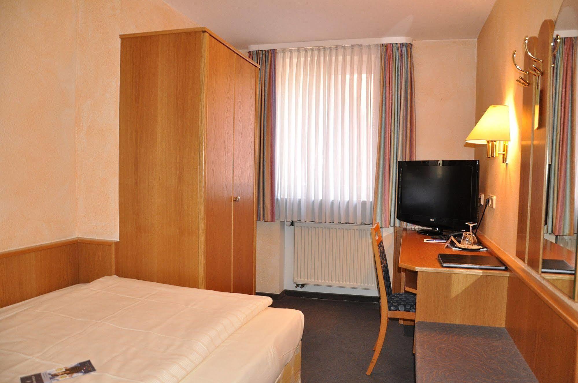 City Partner Hotel Strauss Wurzburg Luaran gambar